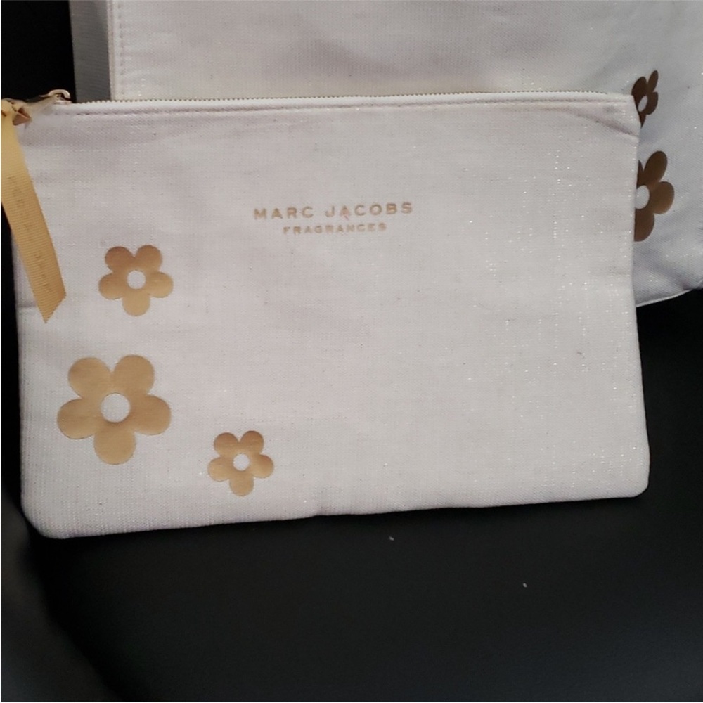 Marc Jacobs - Picture 3 of 13